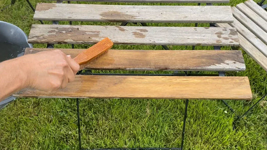 Dégriser un bois extérieur avec Dégribois Eléonore Déco