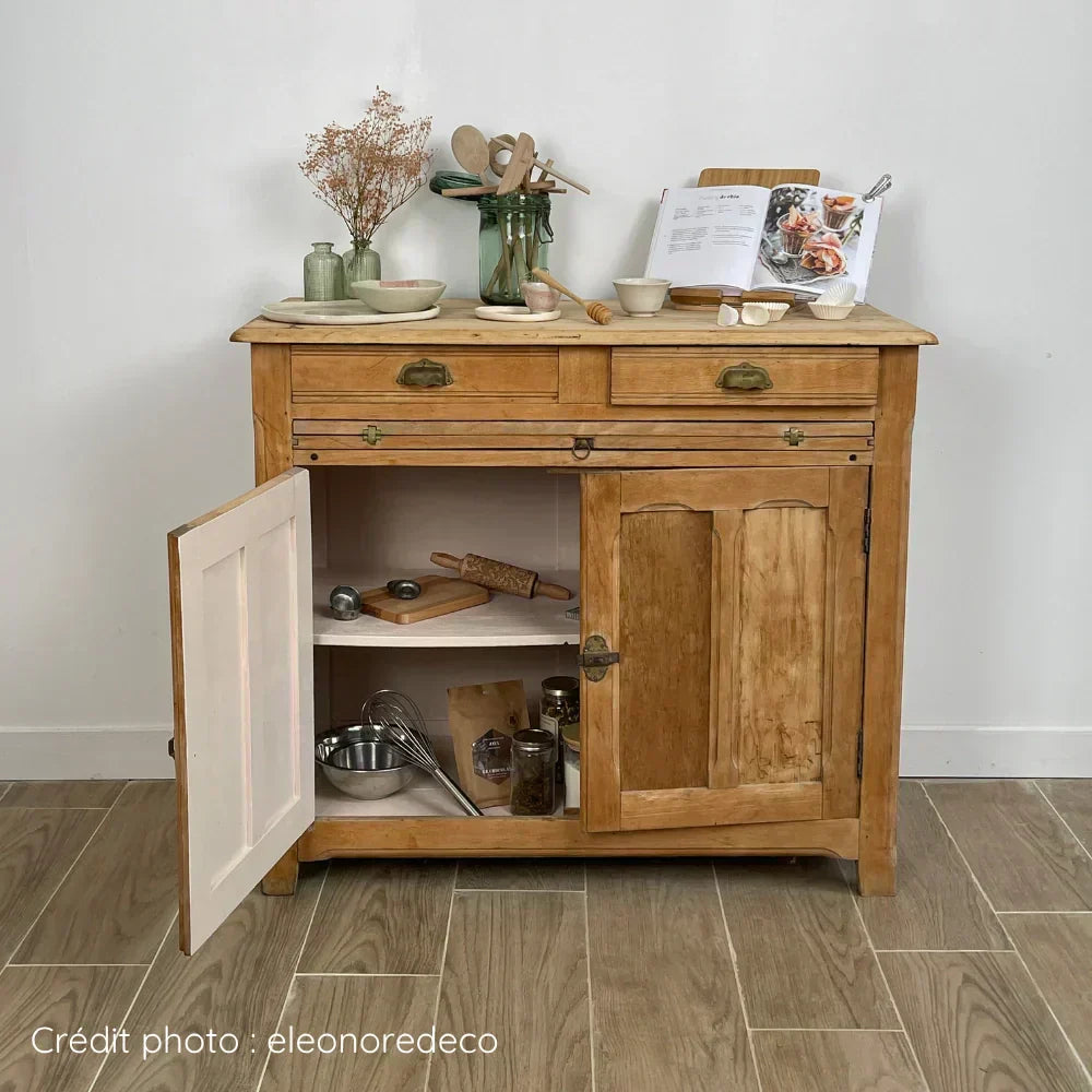 Meuble en bois massif