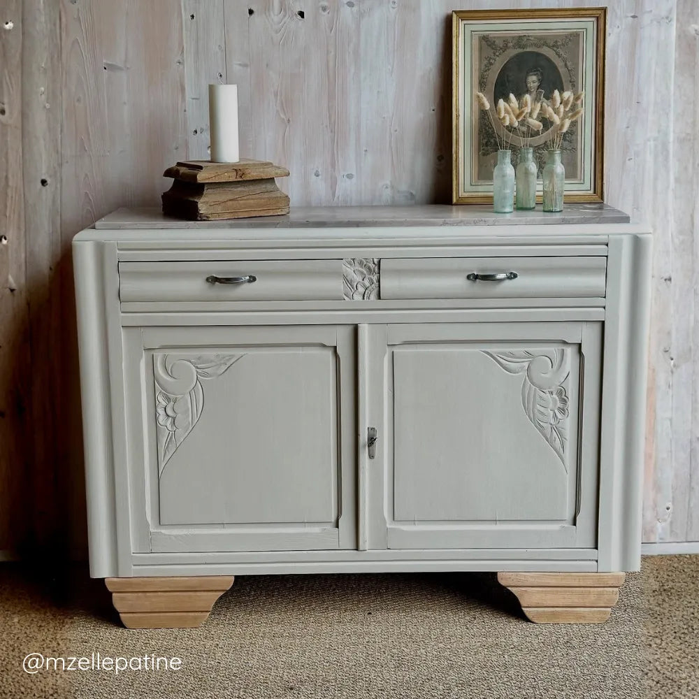 Buffet en bois ancien relooké avec la peinture meuble teinte Lin