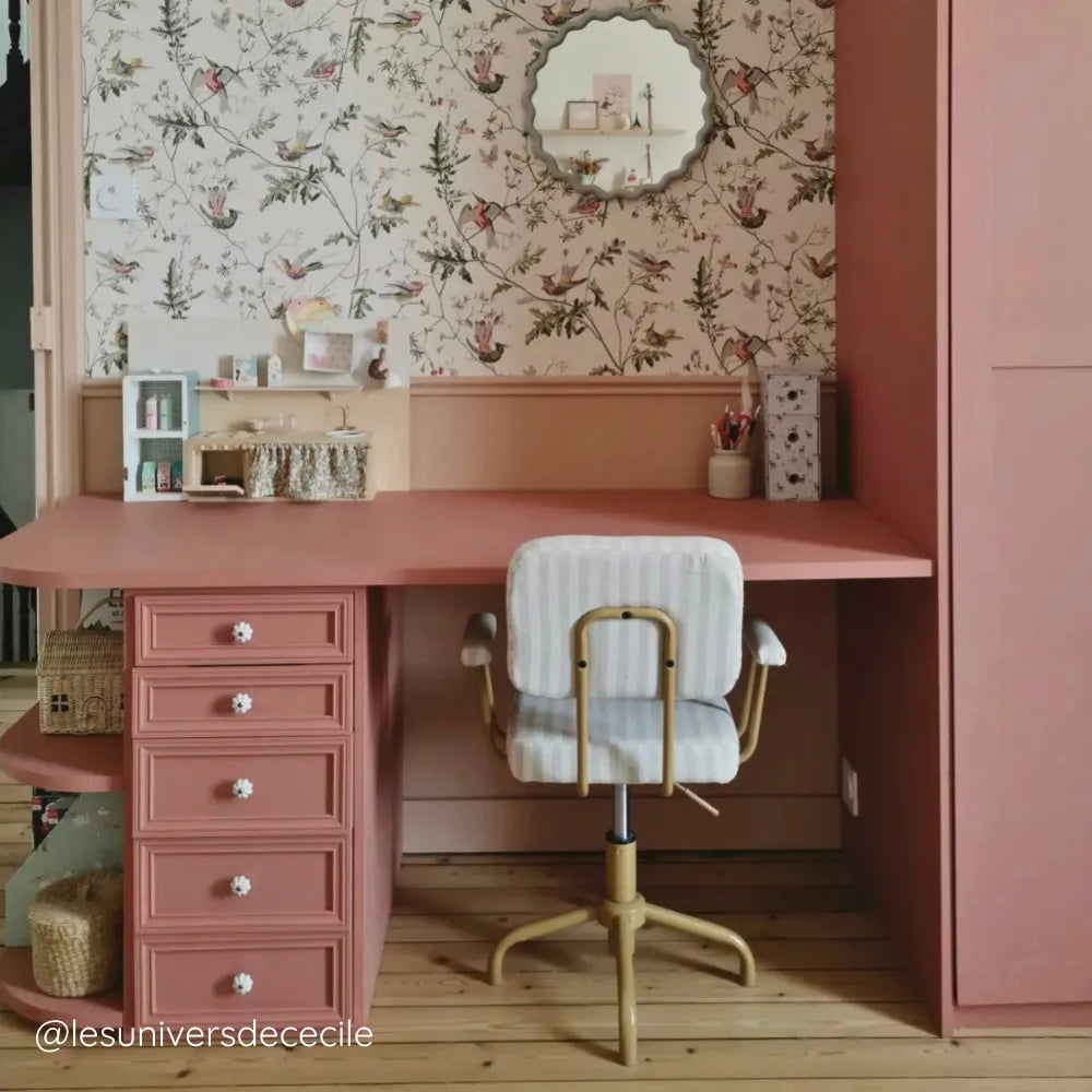 Bureau et rangements repeints avec la teinte Tuile Croquante