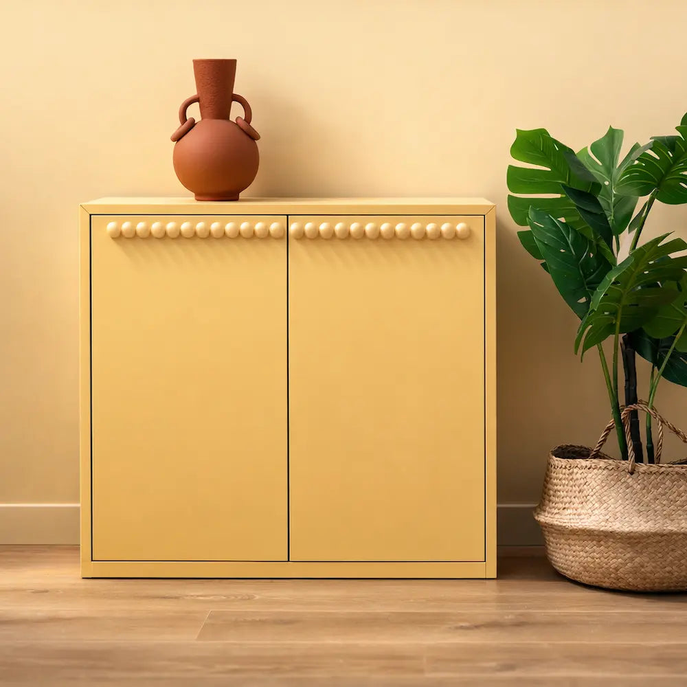 Meuble Ikea en mélaminé peint avec la Peinture Meuble couleur jaune Beurre demi sel
