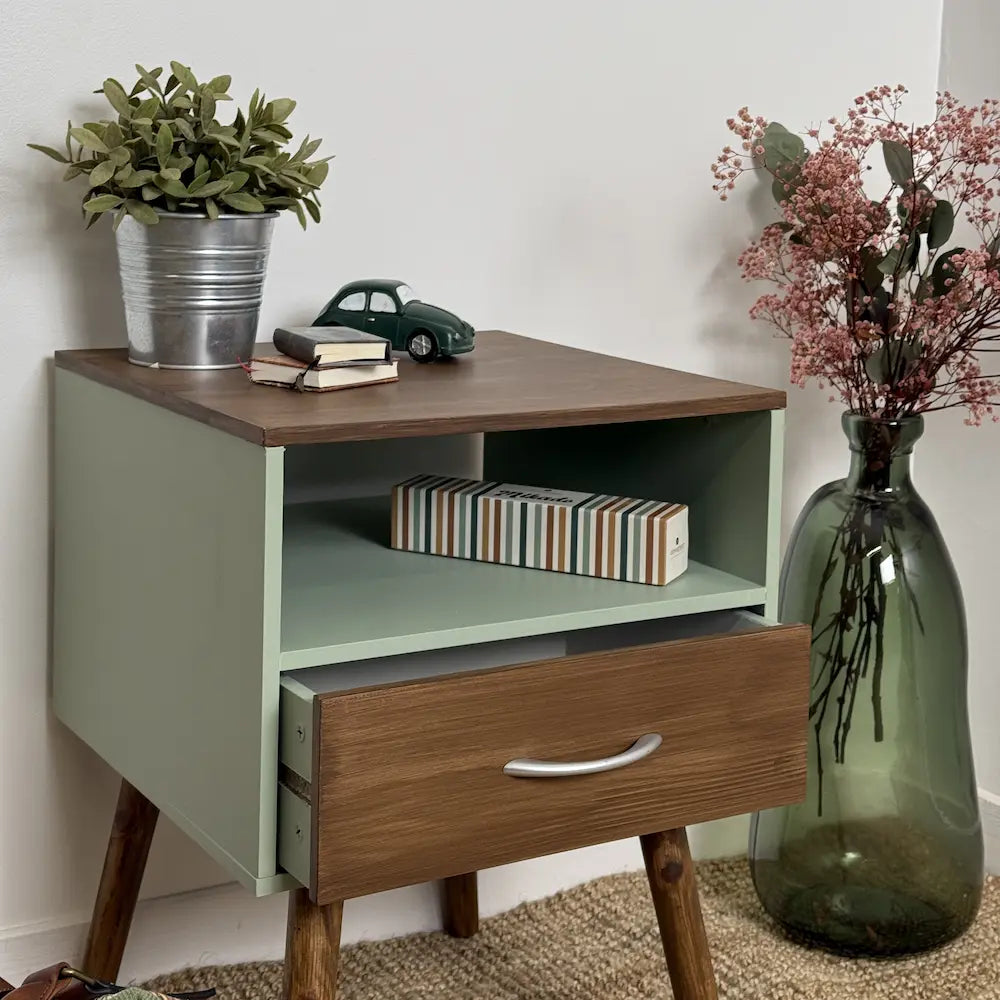 Meuble d'appoint en mélaminé peint avec peintures effet bois noyer et couleur Fenouil