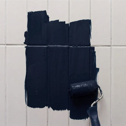 Peinture pour carrelage Éléonore Déco, couleur Abysses.