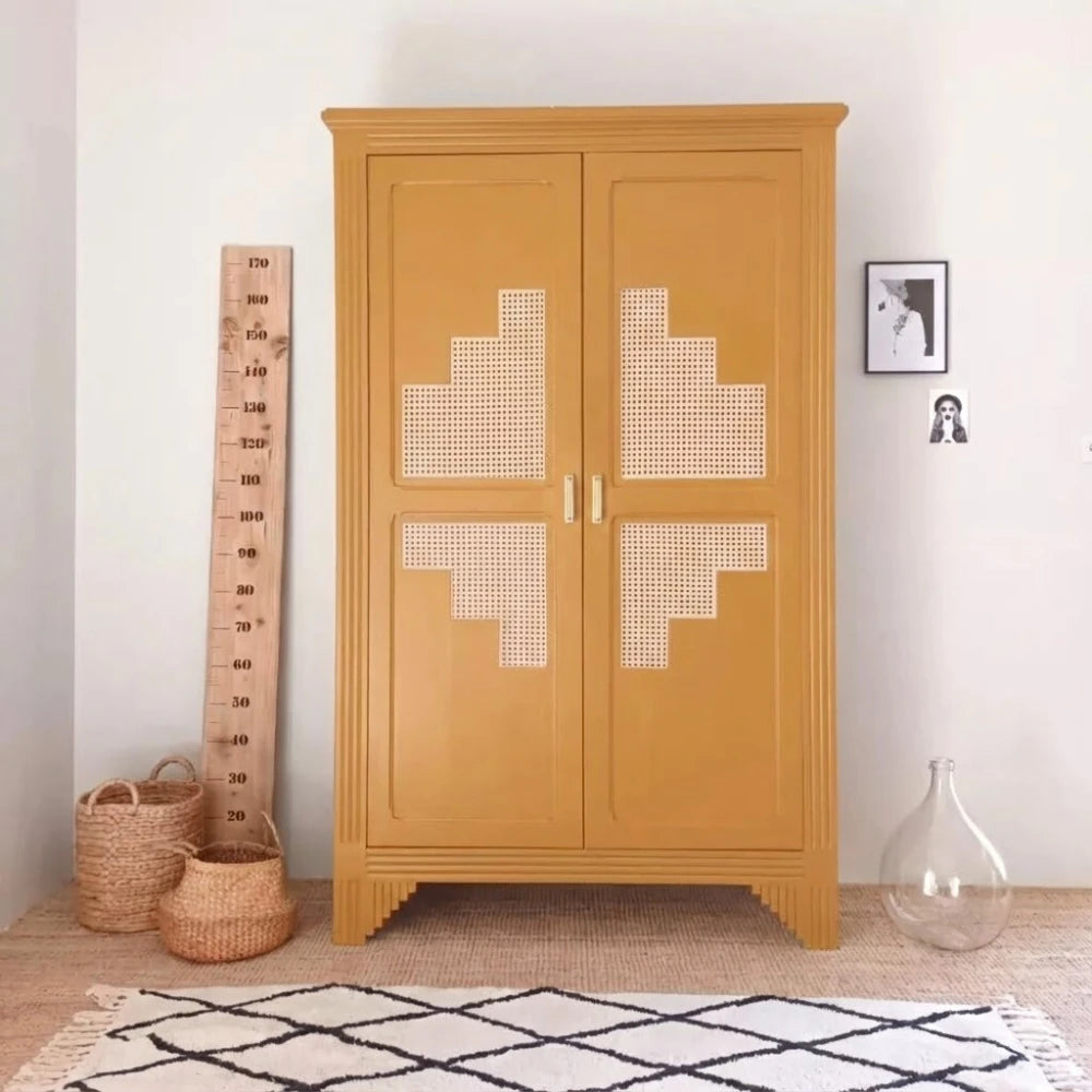 Armoire relookée en couleur Marrakech – peinture Eléonore Déco.