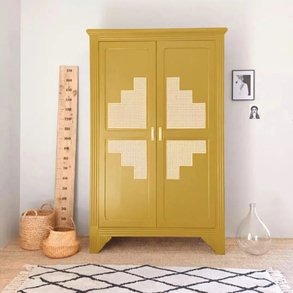 Armoire relookée en couleur Toscane – peinture Eléonore Déco.