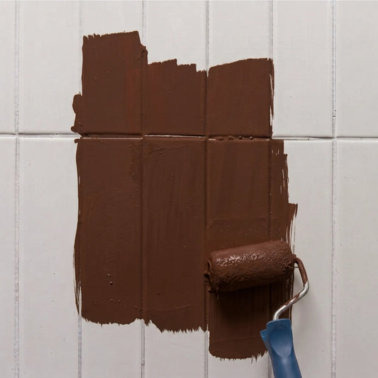 Peinture pour carrelage Éléonore Déco, couleur Chocolat viennois.