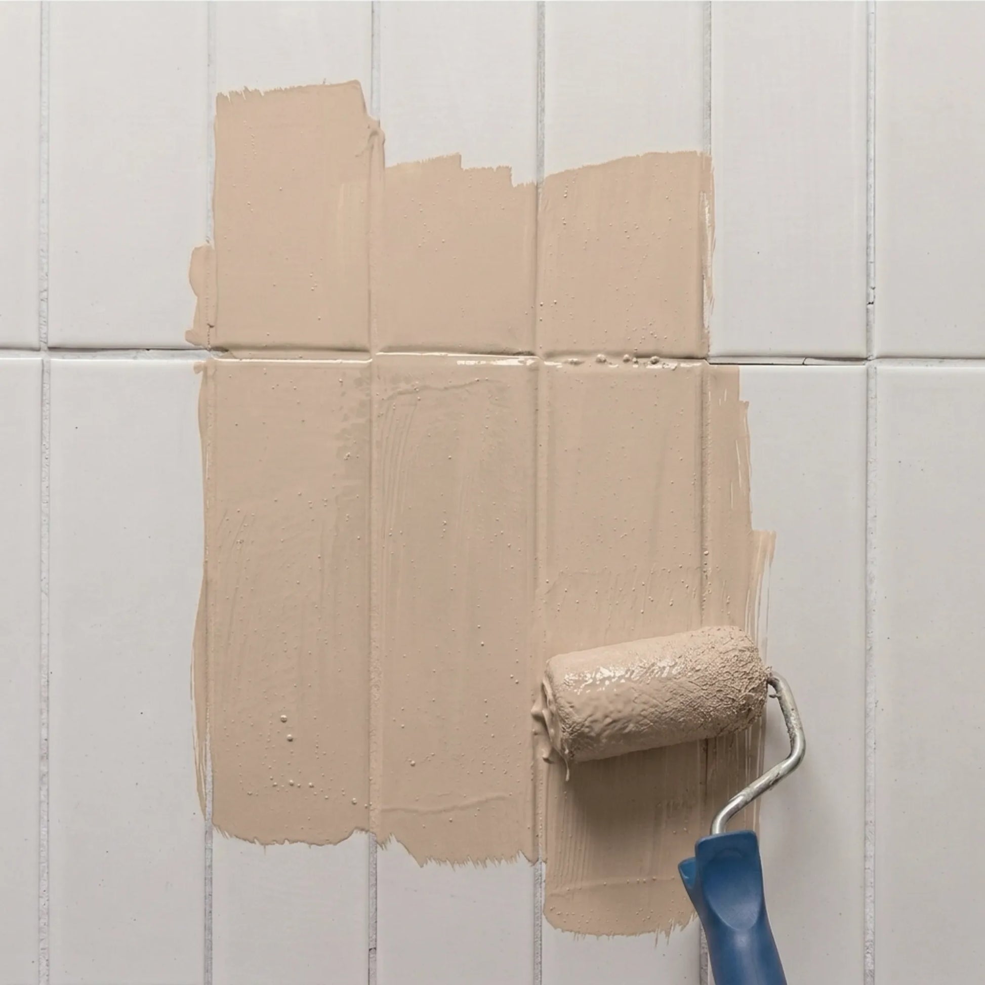 Peinture pour carrelage Éléonore Déco, couleur Désert.