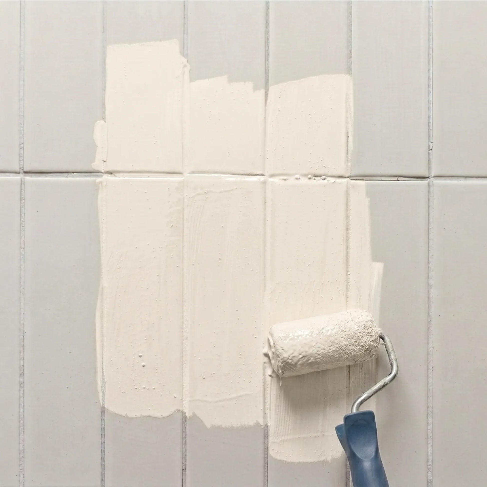 Peinture pour carrelage Éléonore Déco, couleur Écume.