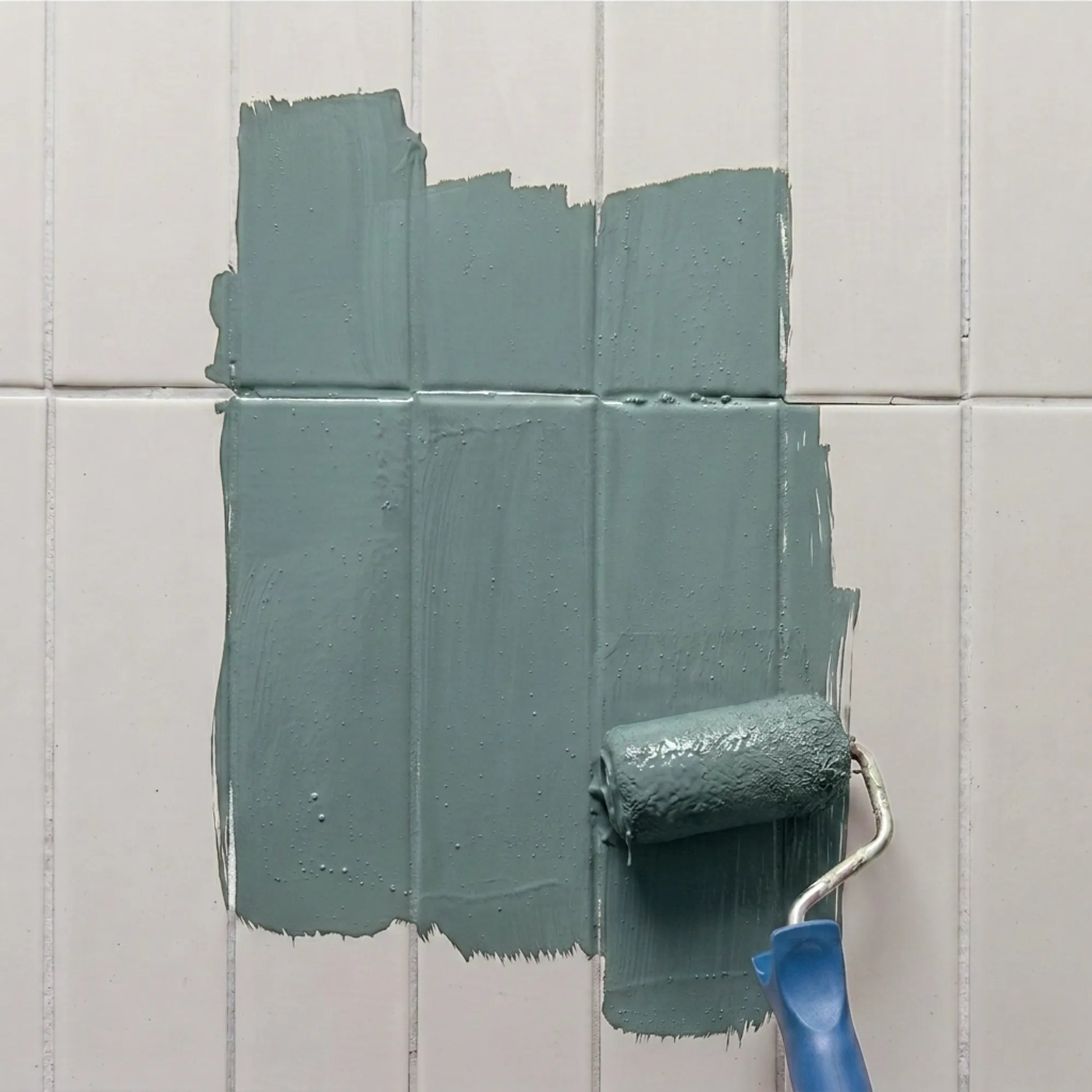 Peinture pour carrelage Éléonore Déco, couleur Impérial.