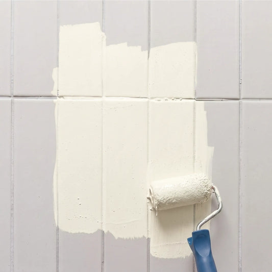 Peinture pour carrelage Éléonore Déco, couleur Meringue.