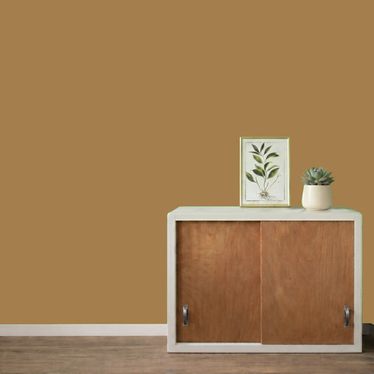 Mur repeint avec la couleur Moka, peinture murale Éléonore Déco.