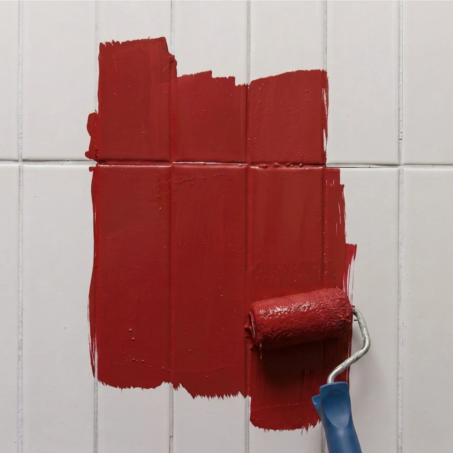 Peinture pour carrelage Éléonore Déco, couleur Rouge passion.