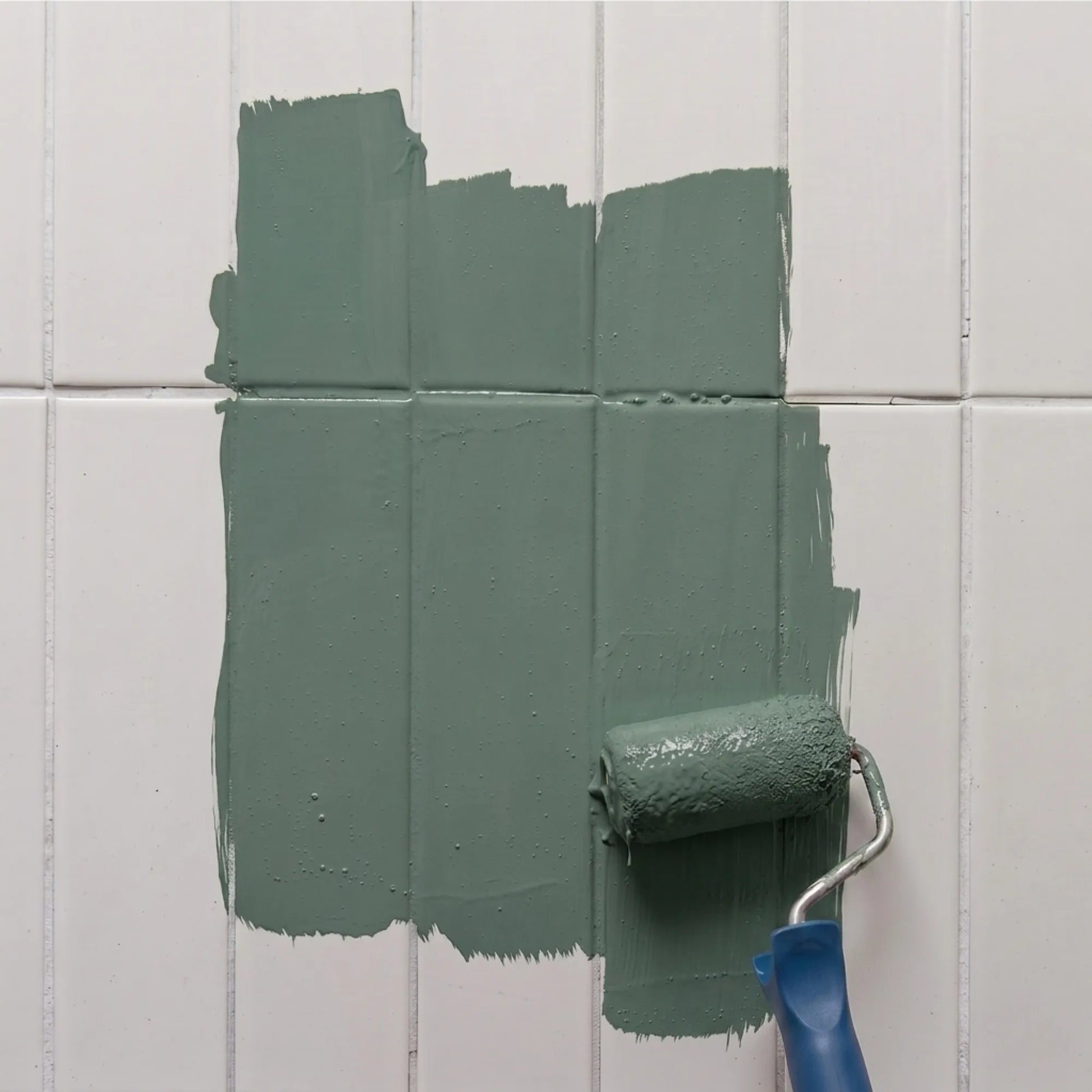 Peinture pour carrelage Éléonore Déco, couleur Sauge.